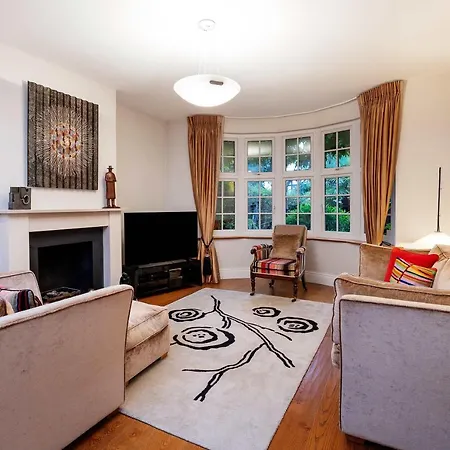 Veeve - Majestic Oasis Holiday home London
