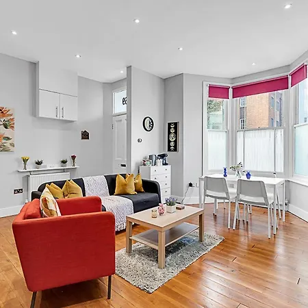 Apartment Bright St Johns *