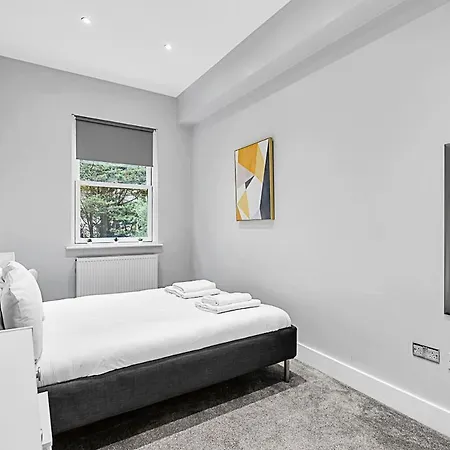 Bright St Johns Apartment *