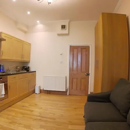 Lovely&bright Flat Close To Appartement Londres