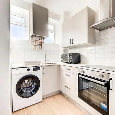 Apartamento 2 Bedroom In Brixton With Wi-fi Londres