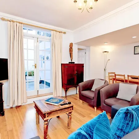 Apartment Gorgeous 2-bed Flat - 25 Minutes Walk From Winter Wonderland