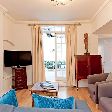 Apartment Gorgeous 2-bed Flat - 25 Minutes Walk From Winter Wonderland