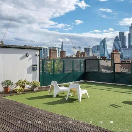 Lägenhet Luxury Artistic 2 Bedroom W/balcony-great Location