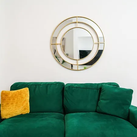 Modern 2 Bed Close To Westfield Stratford Mall With Garden * ロンドン