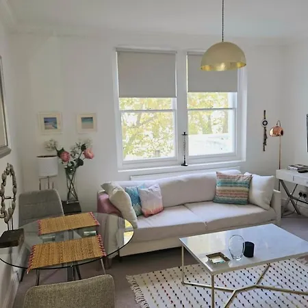 Cozy One Bedroom Next To Paddington