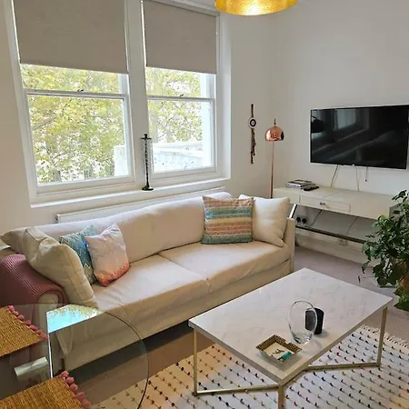 Apartment Cozy One Bedroom Next To Paddington *