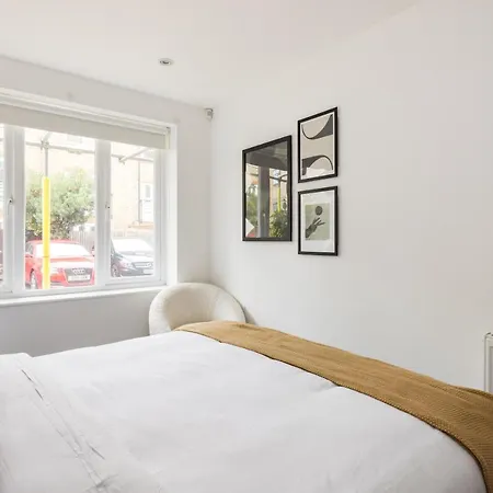The Walworth Hideout - Elegant 2bdr Flat *
