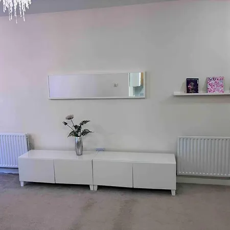 Apartment Cosy Spacious Studio Flat Stratford / Bow London