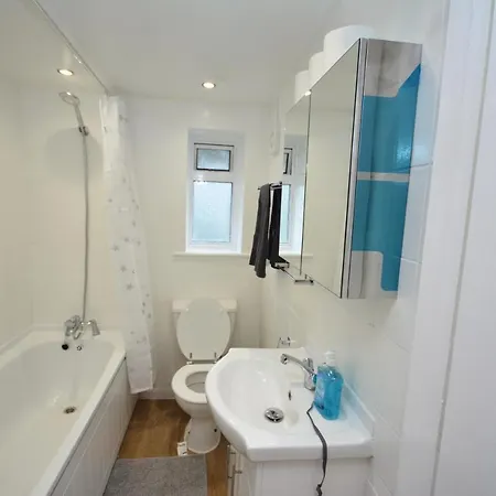 Holiday home Lovely 3 Bedroom House