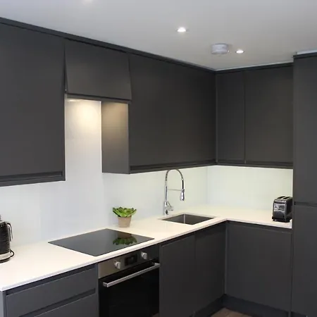 Apartment Luxury Georgian House In Marylebone: Modern 1-bed Retreat *