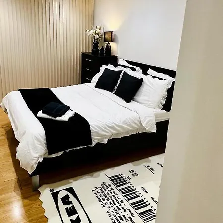 Apartment Canary Luxury Modern 1 Bedroom *