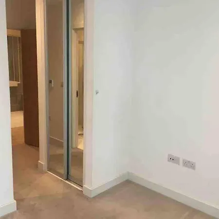 Luxury 2 Bed Ensuite 2 Bathroom East Croydon Apartment