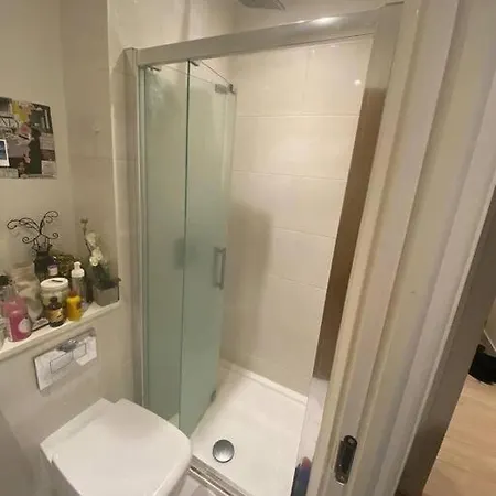 Luxury 2 Bed Ensuite 2 Bathroom East Croydon * South Norwood