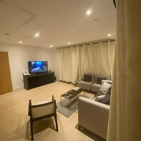 Appartement Luxury 2 Bed Ensuite 2 Bathroom East Croydon
