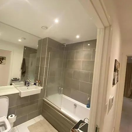 Luxury 2 Bed Ensuite 2 Bathroom East Croydon Appartement