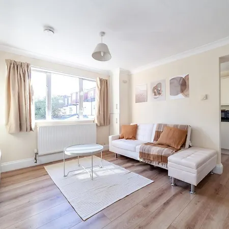 Lovely Flat In Wimbledon W/ Free Parking London