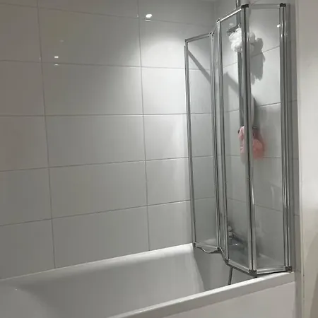 Spontaneous Apartment Kingston upon Thames (Greater London)