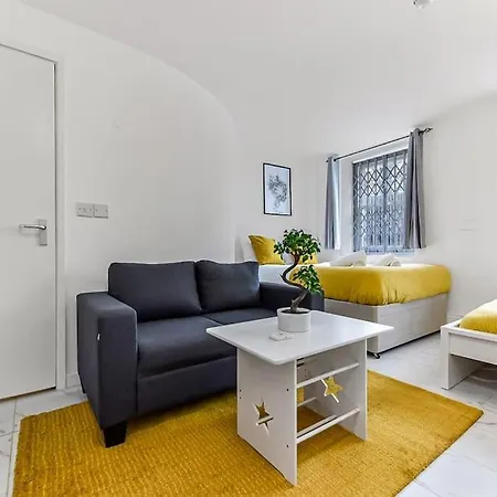 Deluxe Near Camden Town Apartament *