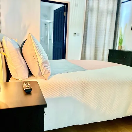 Rest Boutique Golders Apartmán *