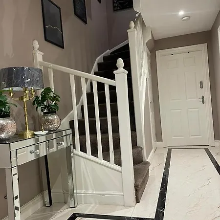 Crestfield Homestay Thamesmead (Greater London)
