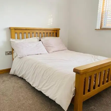 Pretty Fancy Staycation - South East London / Kent Apartment