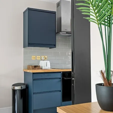 Stylish Sparkling Brand New 3 Bed House