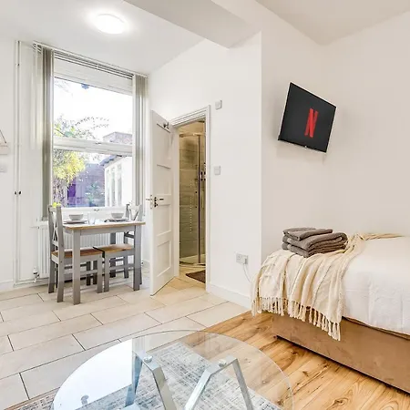 Stunning In Heart Of Ldn With Garden *