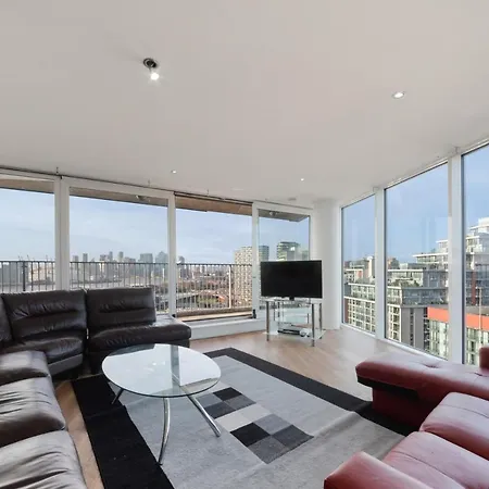 Excel 3 Bedroom Near City Airport And O2 Arena Apartament