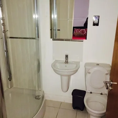 Apartment Excel Stunning 3 Bedrooms *
