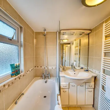 Holiday home Luxury Terraced Victorian House London