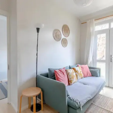 Apartment Cosy 4bd Flat Wprivate Balcony - Nine Elms! London