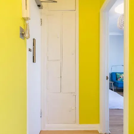 Chic 1 Bed Flat In Popular Bloomsbury 런던