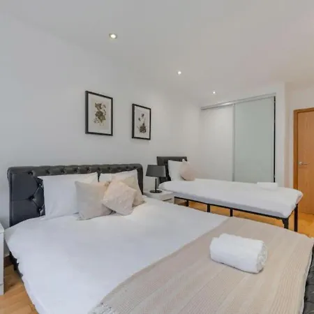 Kensington & Chelsea - Stylish In Central * London