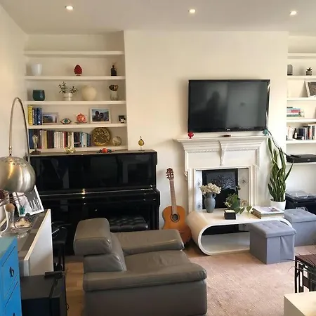 Metropolitan Tranquility: Chic Flat Regent's Park * London
