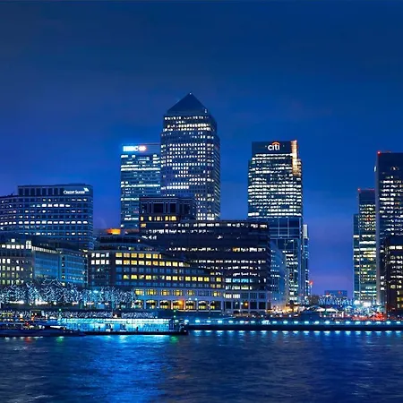 Doubletree By Hilton - Docklands Riverside