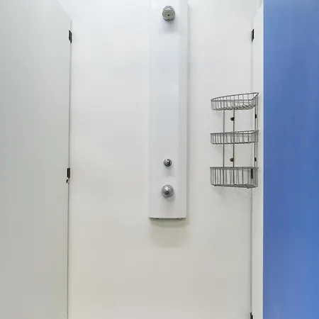 セント クリストファーズ シェパーズ ブッシュ ロンドン