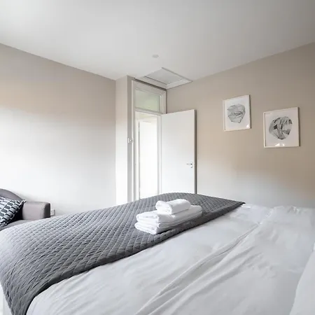 Kennington D/apartment *