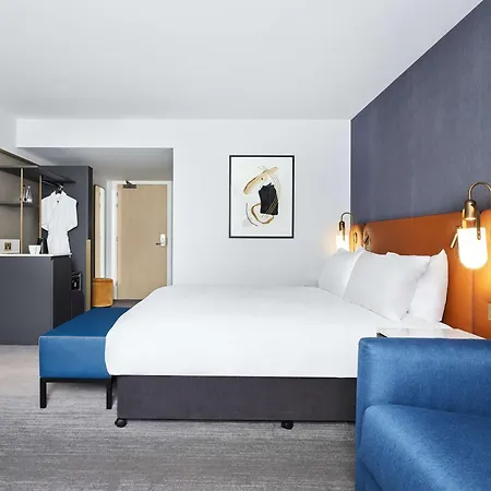 Hyatt Regency Stratford 4*