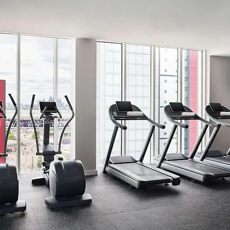 Hyatt Regency Stratford 4*