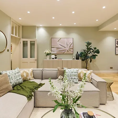 The Bayswater Gardens - Bright 3bdr Apartment *