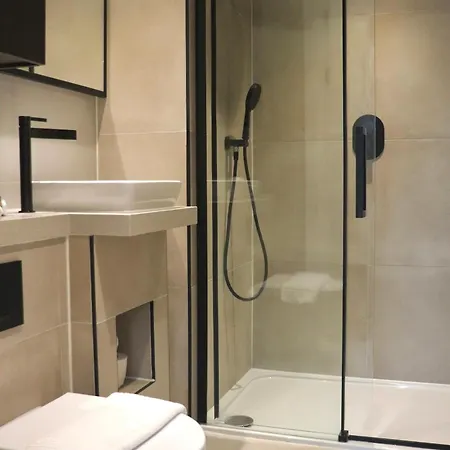Appartement Luxury 2 Bed Vauxhall, Balcony, Sleeps 4, - Open For Business Stays, Long Stays, Families Relocating *