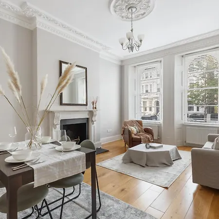 Apartment Parea Living - Notting Hill, Stylish 1-bedroom Flat, Private Gardens, Remote Working