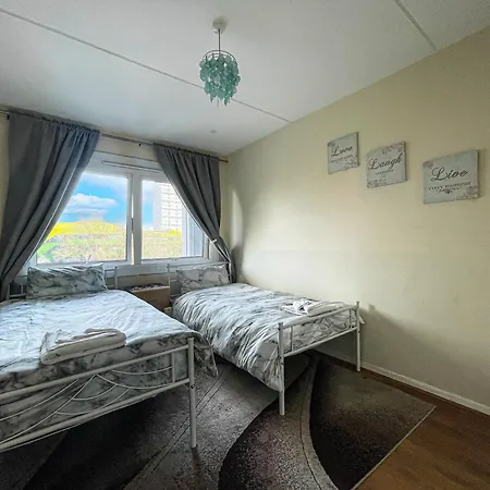 Charming For Rent Ideal For Tourists Near Portobello Market * London