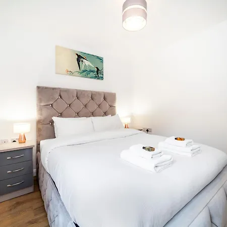 公寓 Charming 1br W Patio In Battersea *