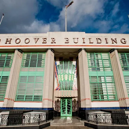 Appartamento The Hoover Building By Artsy *