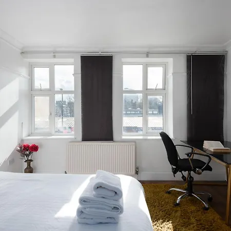 Argyle Apartmanhotel 3*