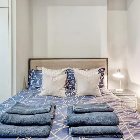 Arcore Premium Apartments: Mayfair