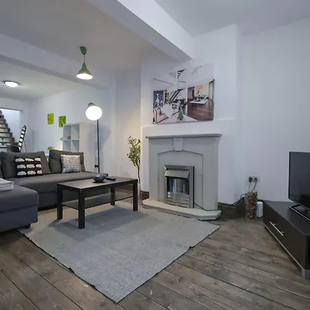 Apartment Stoke Newington Studio By Dc London