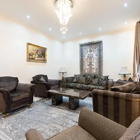 Luxury 4 Bedroom Flat In Sussex Gardens Londres